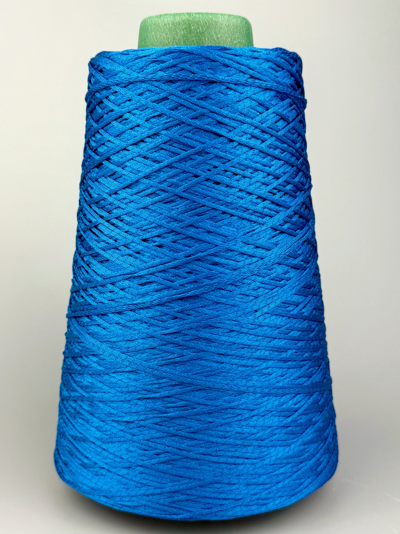 Art. Perla – 100 % Seidengarn 390 m / 100 g col. Royalblau foto 2